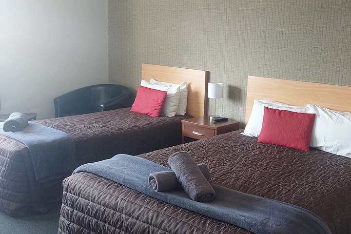 Room 15 of 34