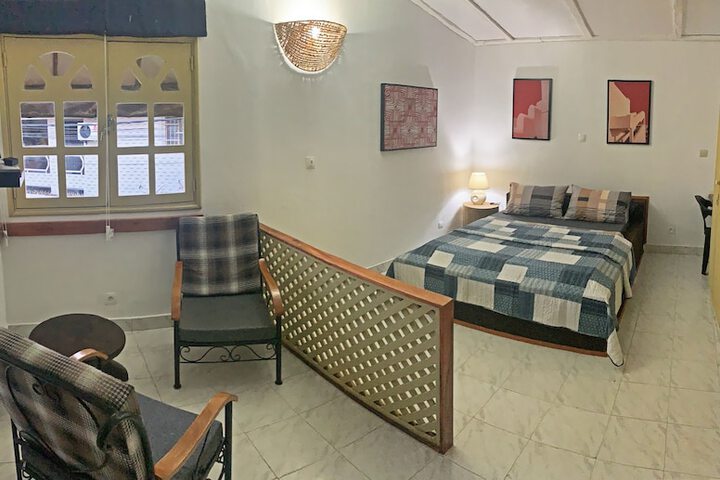 Room 11 of 29