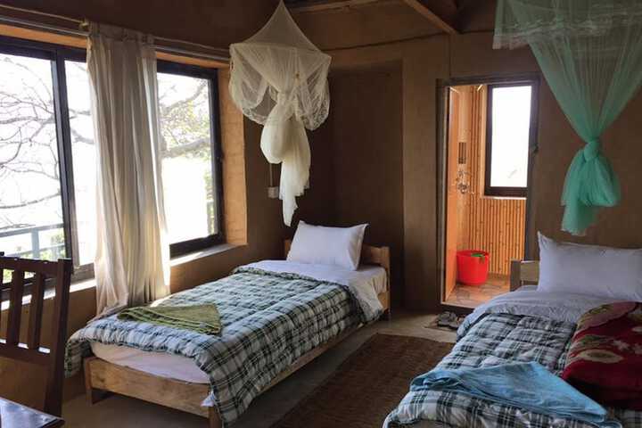 Room 3 of 17