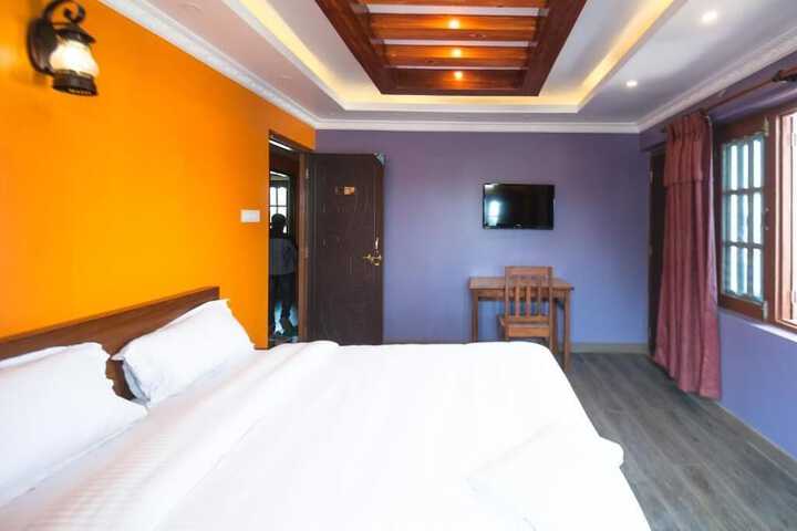 Room 5 of 51