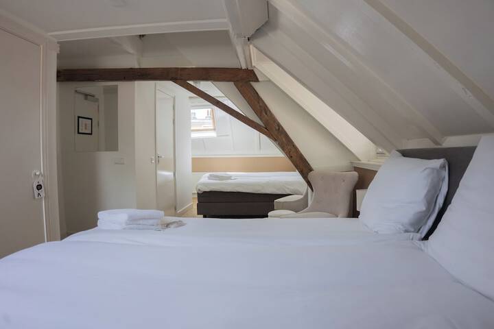 Room 19 of 26
