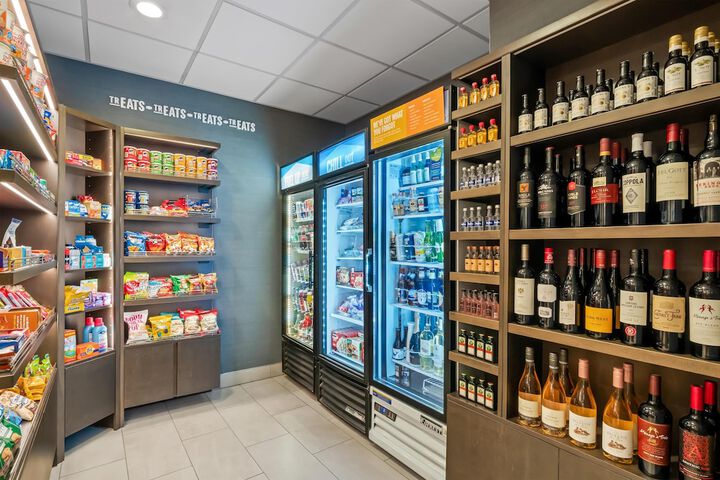 Snack bar