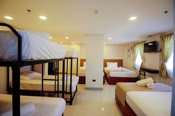 Room 12 of 41