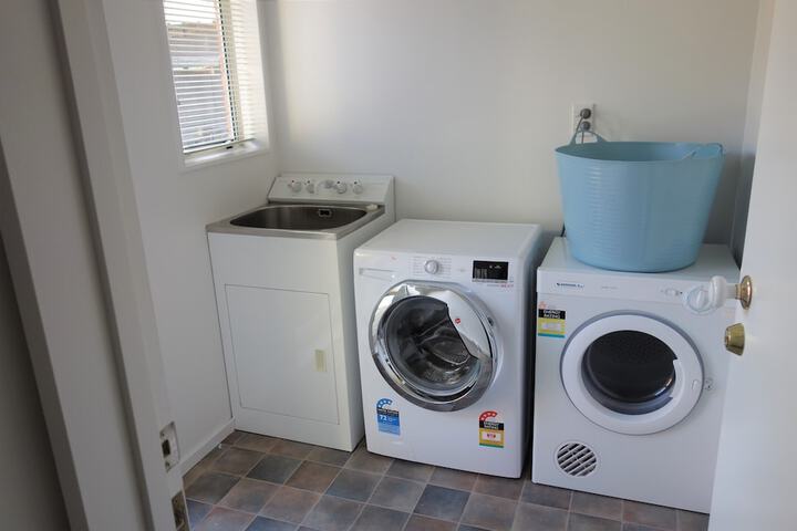 Laundry 34 of 58