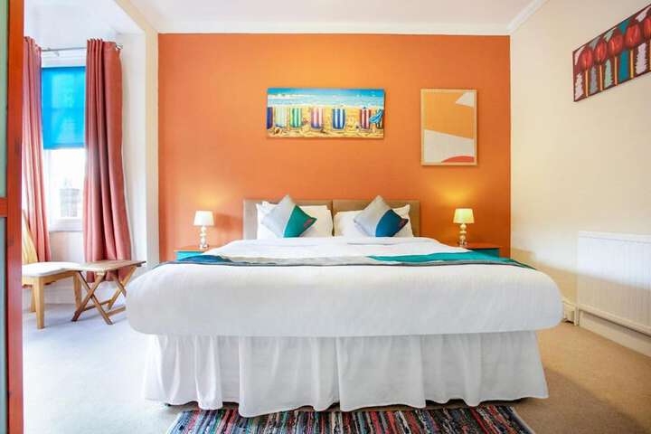 Room 14 of 43
