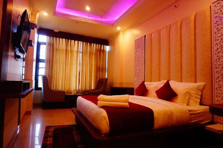 Hotel Grand Hill