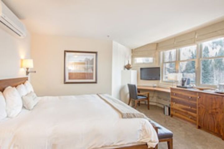 Room 61 of 279