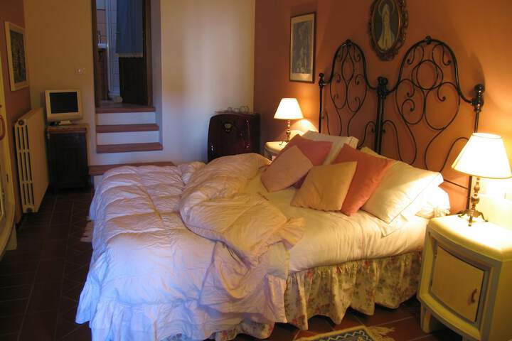 Room 9 of 124