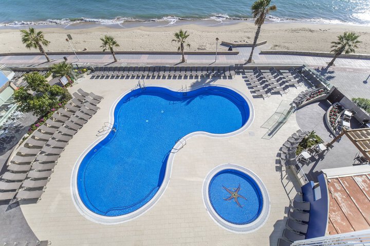 Pool 59 of 153