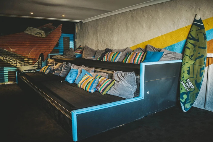 Room 4 of 15