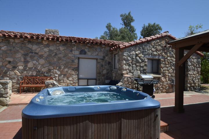 2 Queen Beds Balcony Pool View (28 of 52)