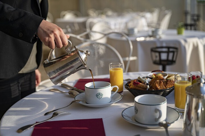 Breakfast/Coffee Service 41 of 51