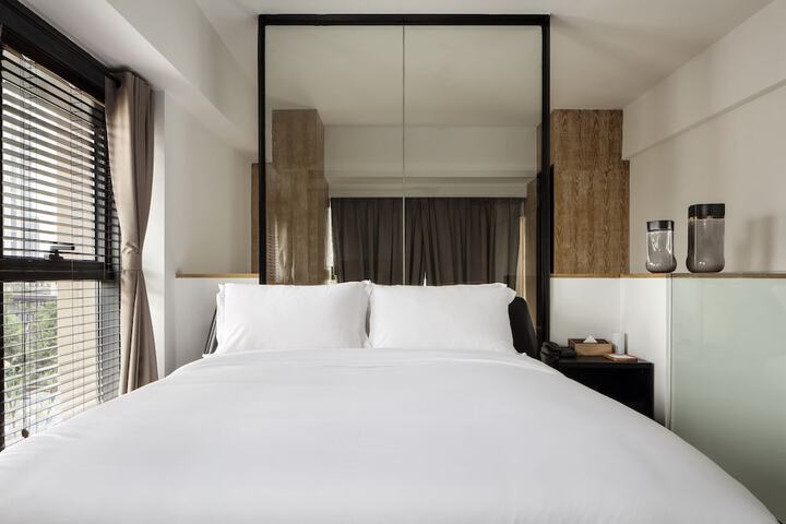Room 14 of 44