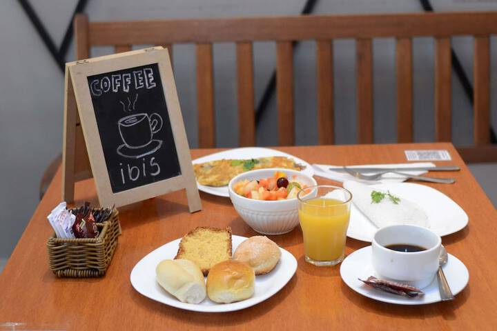 Breakfast/Coffee Service 43 of 62