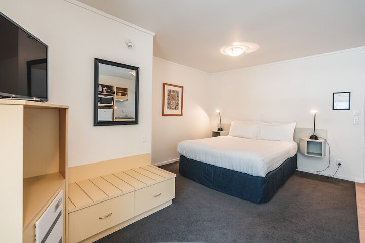 Room 16 of 47