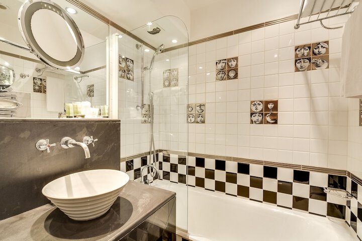 Clean Restrooms