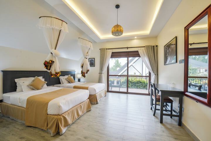 Room 5 of 64
