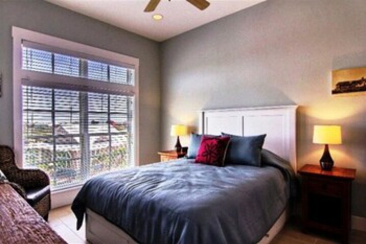 Room 16 of 17