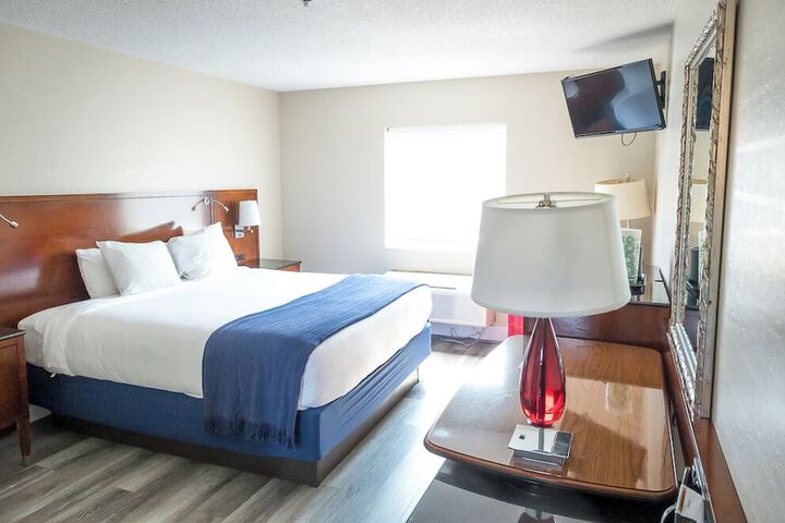 Room 8 of 47