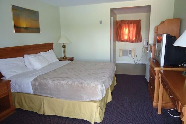 Room 14 of 39