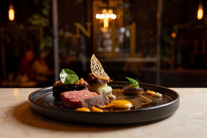 Dining 148 of 196