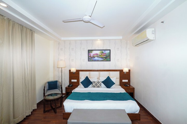 Room 13 of 46