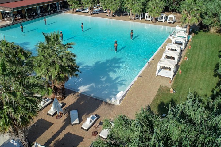 Pool 34 of 70