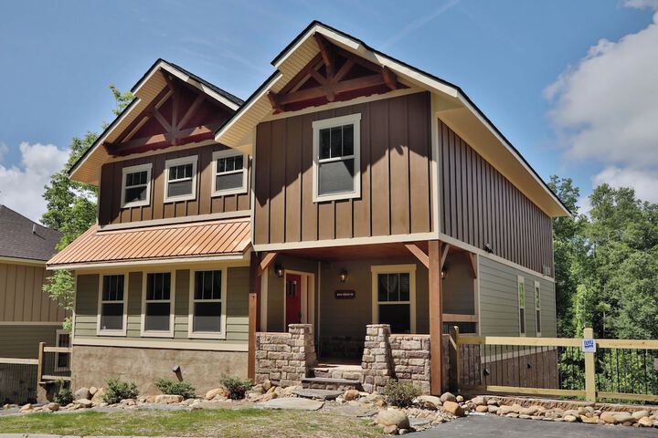 Dive Right In in Gatlinburg, TN