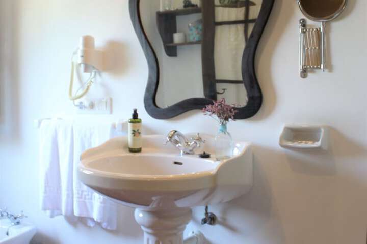 Room 21 of 29