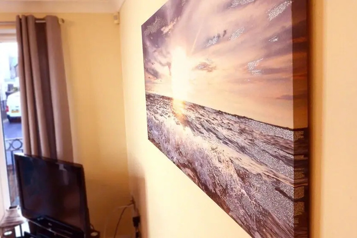 Room 5 of 27