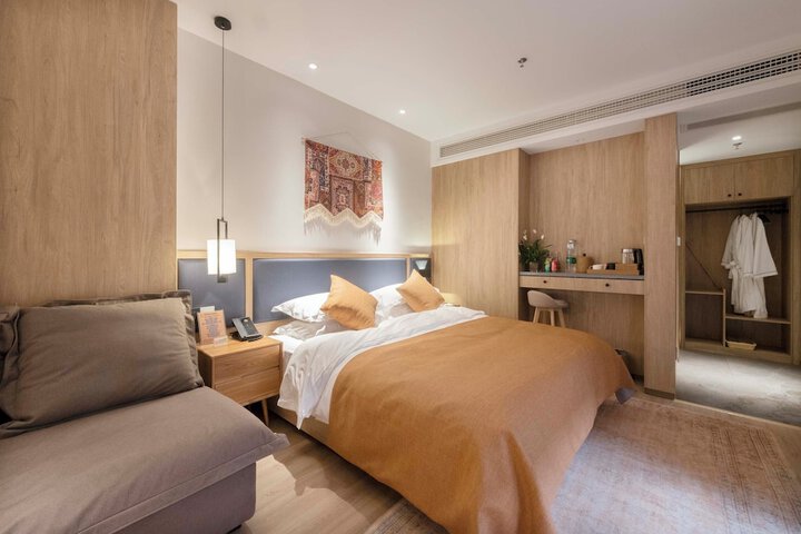 Room 20 of 101