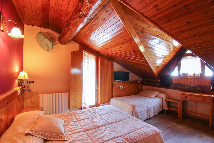 Room 7 of 57