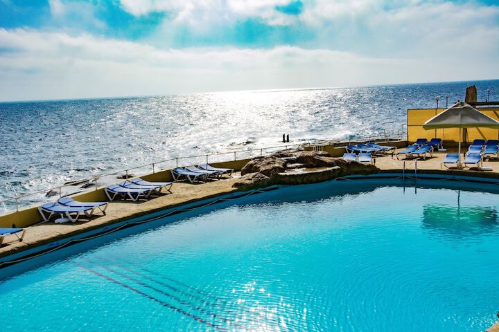 Pool 47 of 124