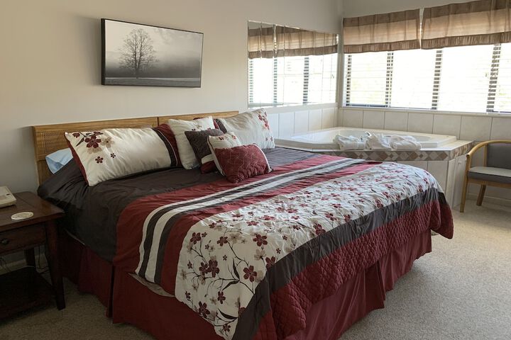Room 5 of 186