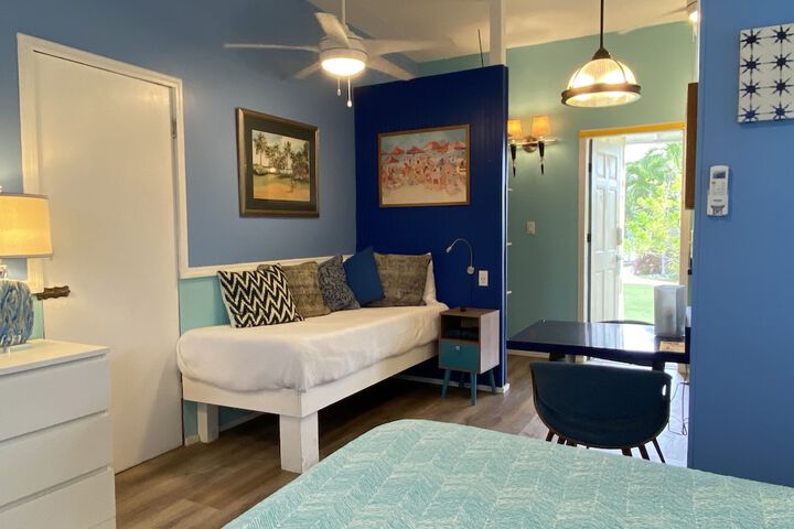 Room 5 of 309