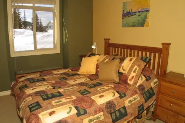 Room 2 of 23