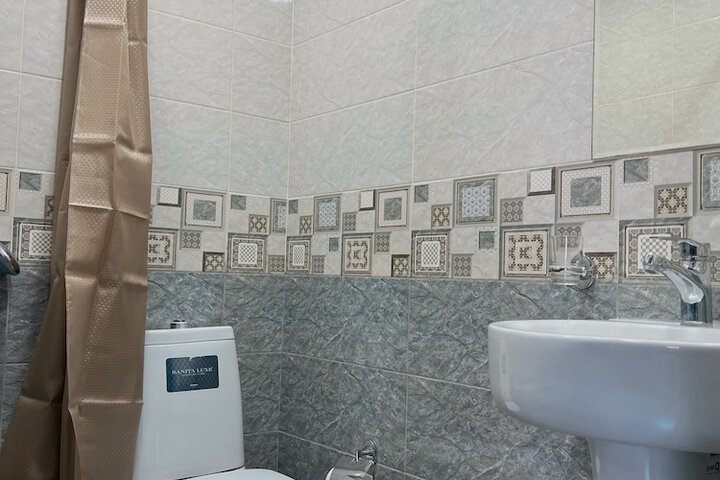 Room 21 of 25