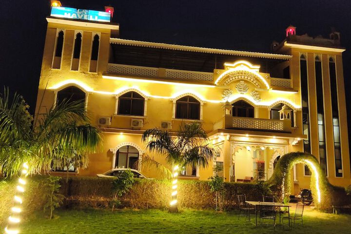 Hotel 28 of 32