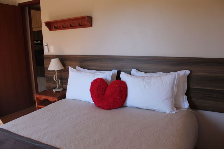 Room 8 of 238