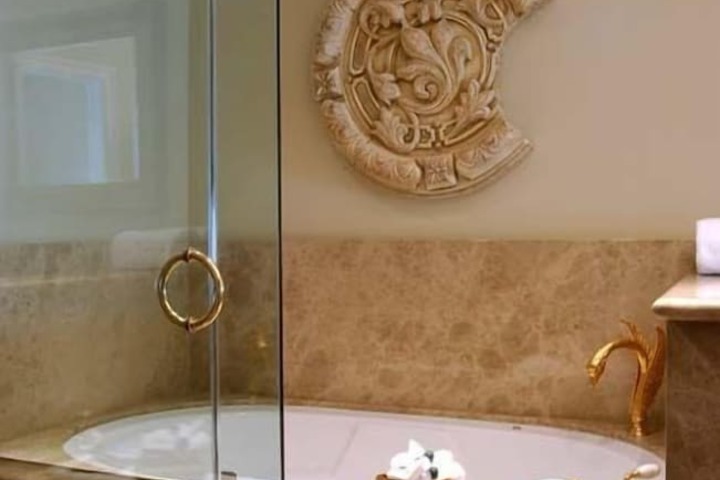 Jetted tub
