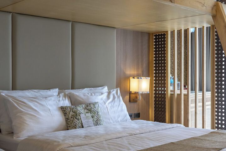 Room 25 of 113