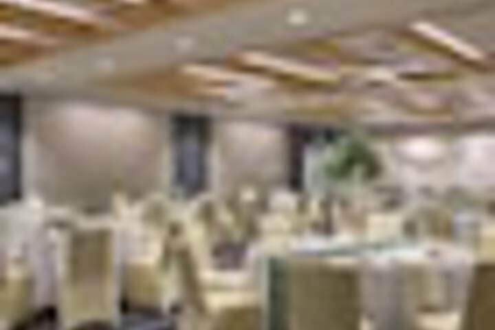 Ballroom/Hall 119 of 177