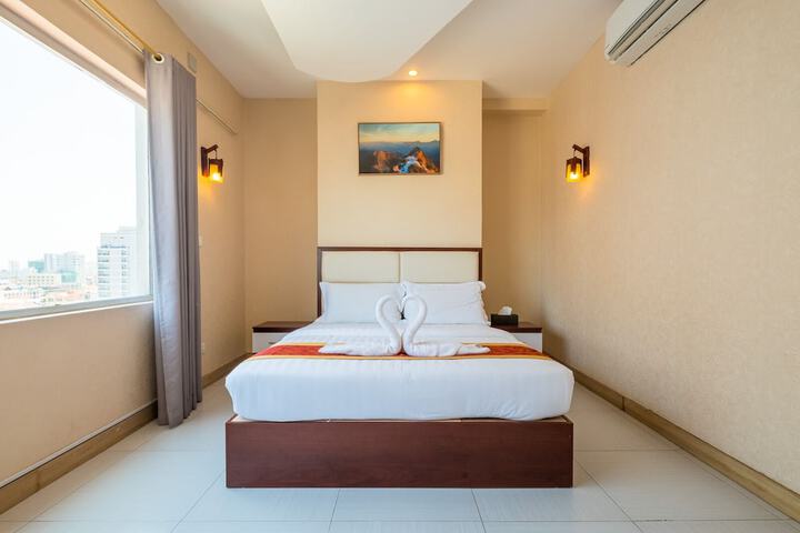 Room 10 of 46