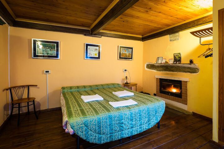 Room 7 of 35