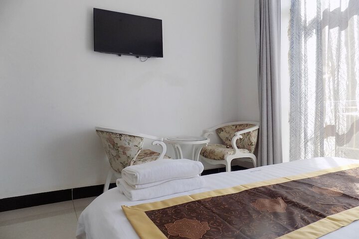Room 15 of 37
