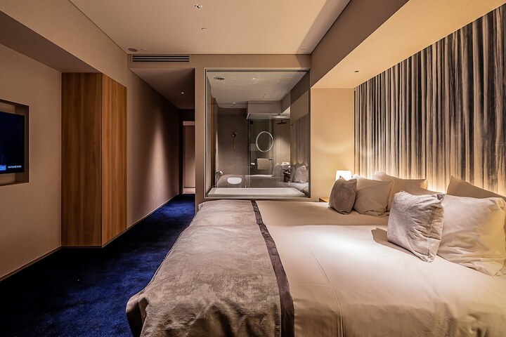 Room 20 of 121