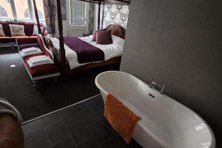 Standard Suite