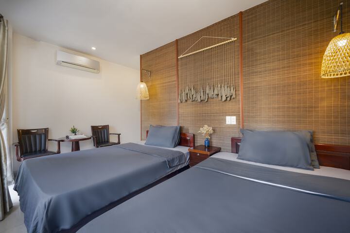 Room 7 of 22