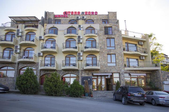 Hotel Toro Negro