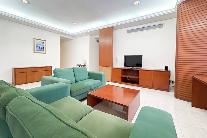 Room 25 of 61